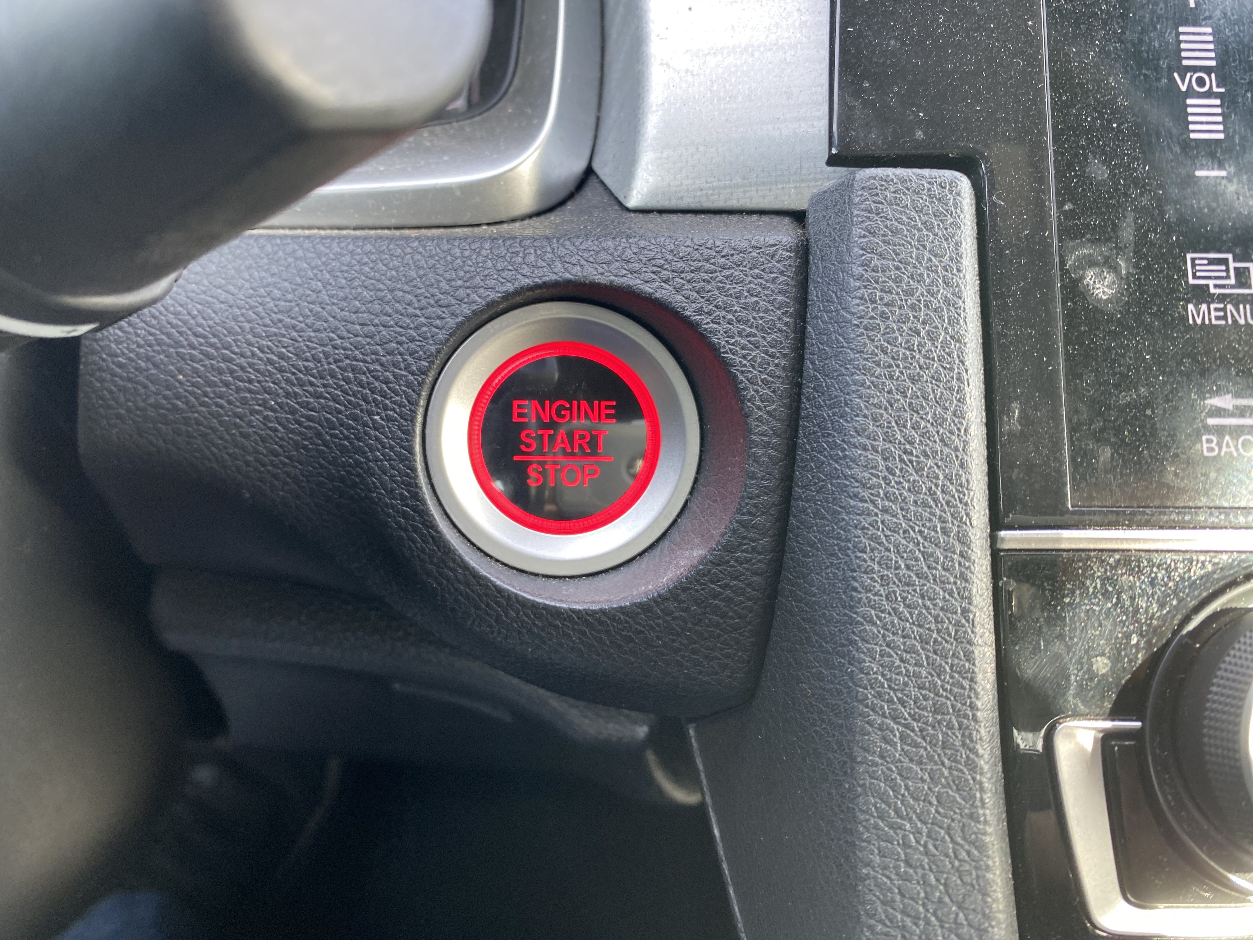 Used 2018 Honda Civic Touring image 16