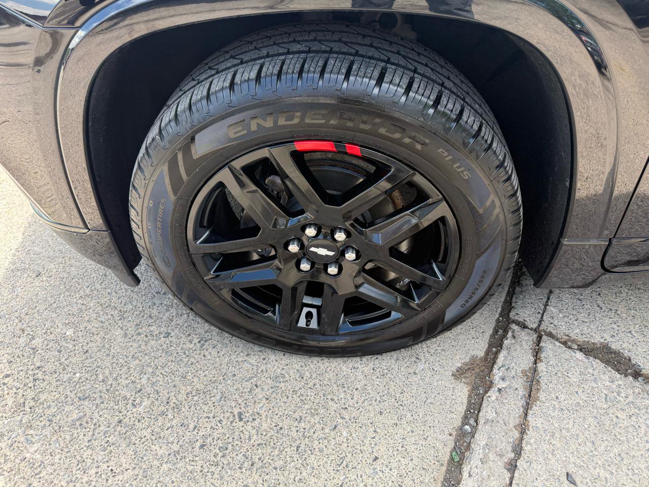 Used 2019 Chevrolet Traverse Premier w/ Redline Edition AWD/4WD image 12