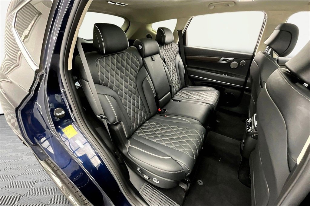 Used 2024 Genesis GV80 3.5T w/ Prestige Package image 27