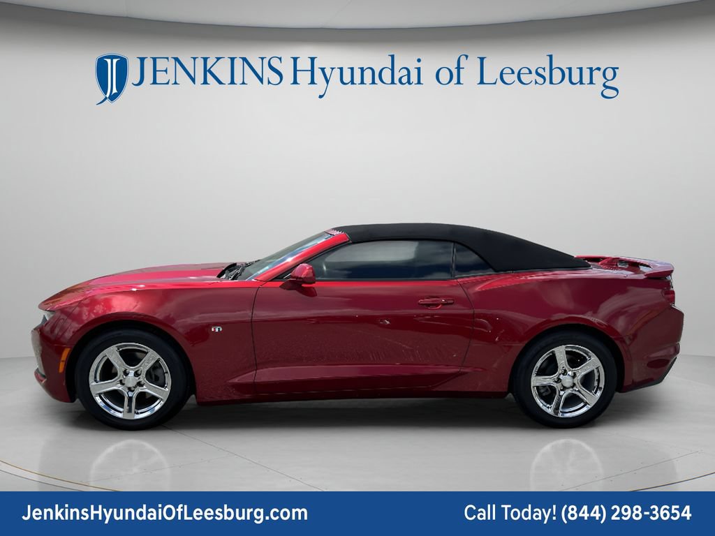 Used 2024 Chevrolet Camaro LT w/ Technology Package RWD image 9