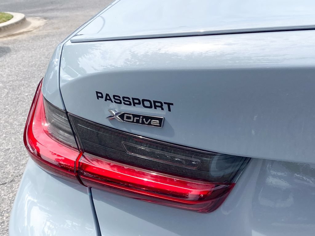 New 2026 BMW 330i xDrive Sedan w/ M Sport Package AWD/4WD image 6