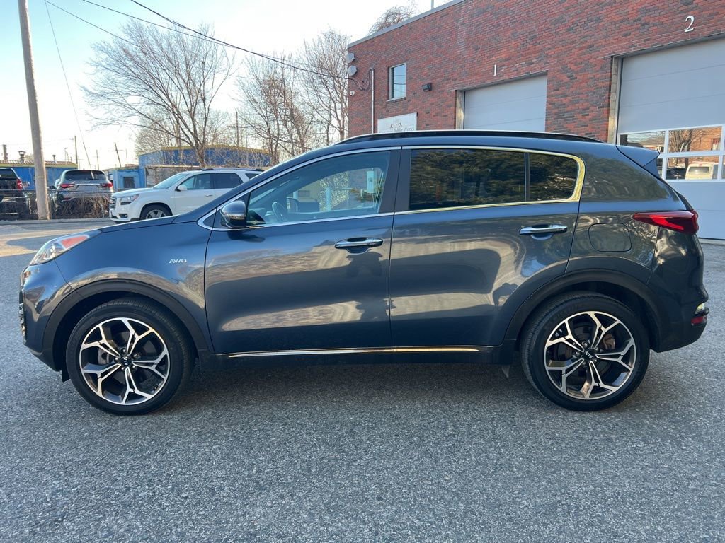 Certified 2022 Kia Sportage SX image 2
