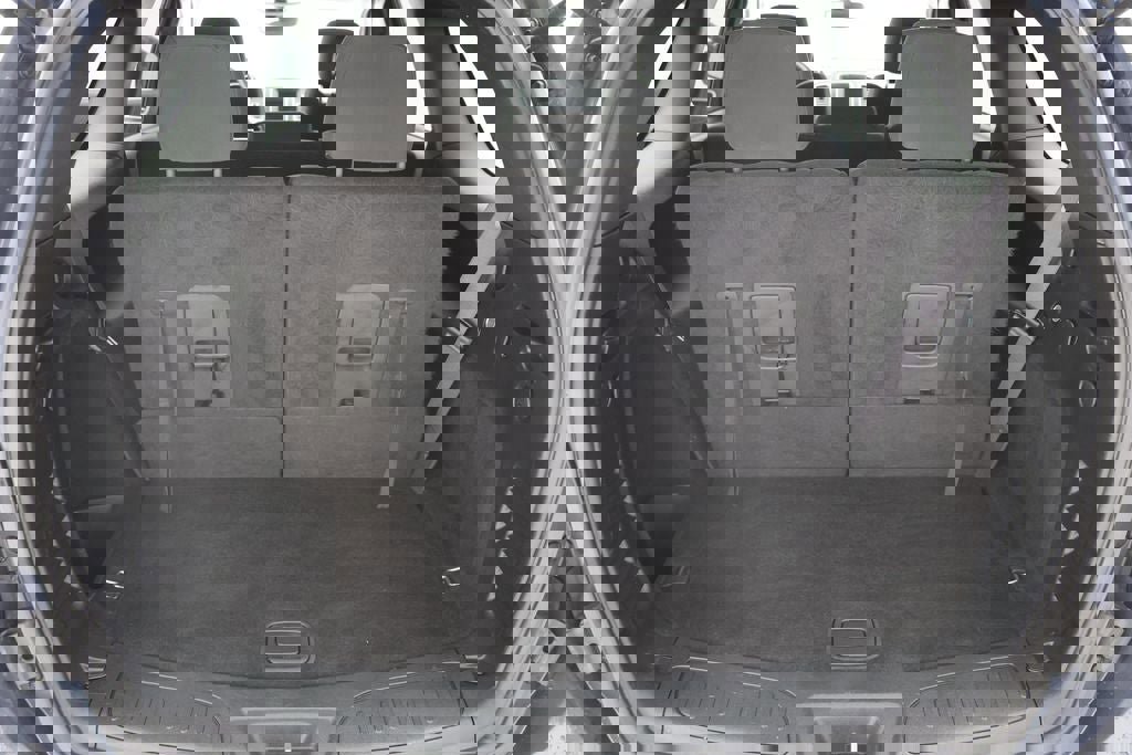 Used 2020 Dodge Durango SXT image 27