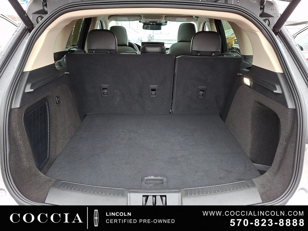 Certified 2024 Lincoln Corsair Grand Touring AWD/4WD image 29