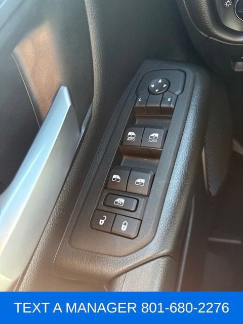 Used 2025 RAM 1500 Warlock AWD/4WD image 22