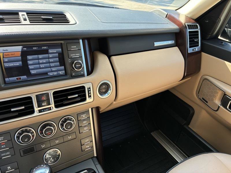 Used 2010 Land Rover Range Rover HSE AWD/4WD image 44