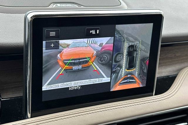 Used 2022 Lincoln Corsair Reserve w/ Equipment Group 201A image 17