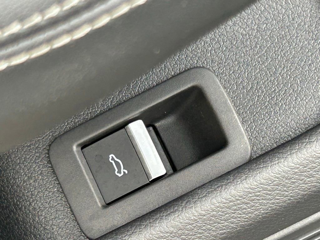 Used 2023 Audi A4 2.0T Premium Plus w/ Premium Plus Package AWD/4WD image 59