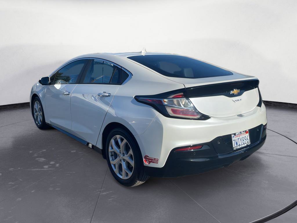 Used 2017 Chevrolet Volt Premier w/ Driver Confidence II Package image 5