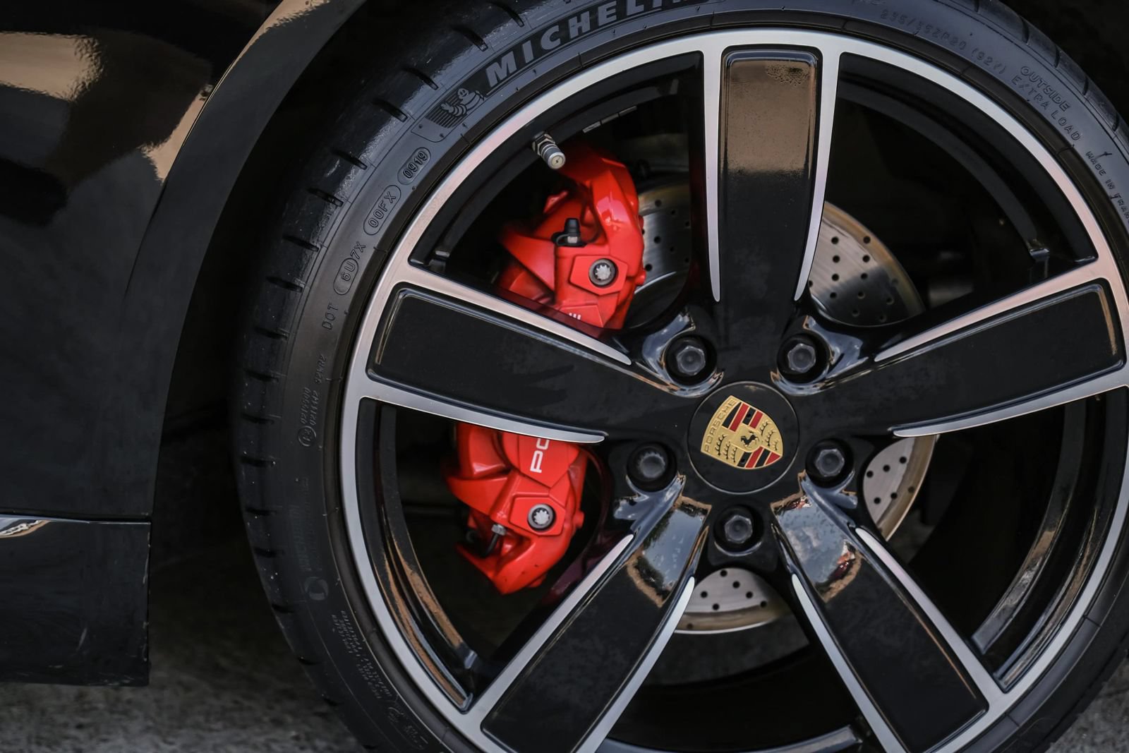 Used 2019 Porsche 718 Cayman S RWD image 45