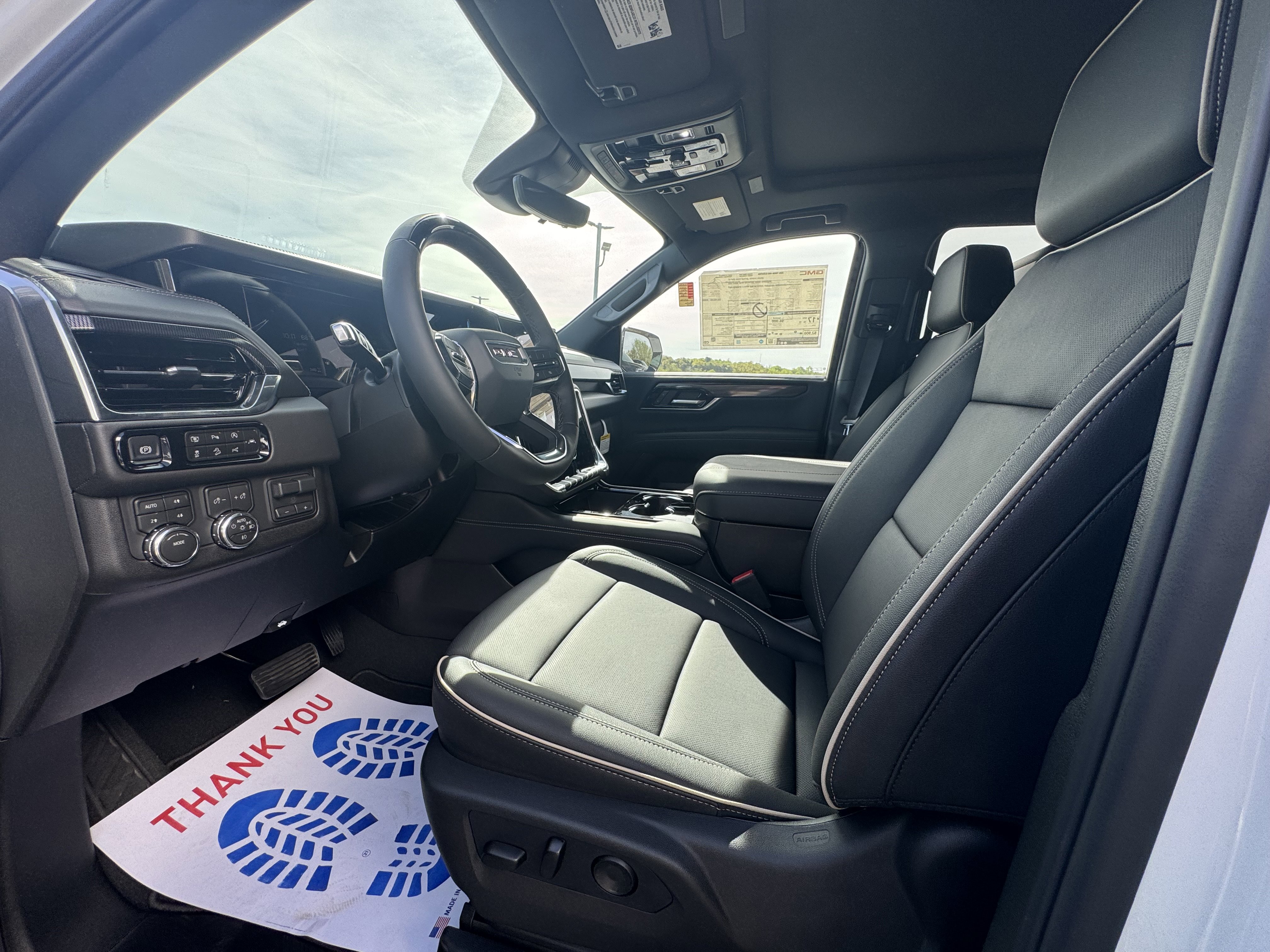 New 2026 GMC Yukon Elevation image 15