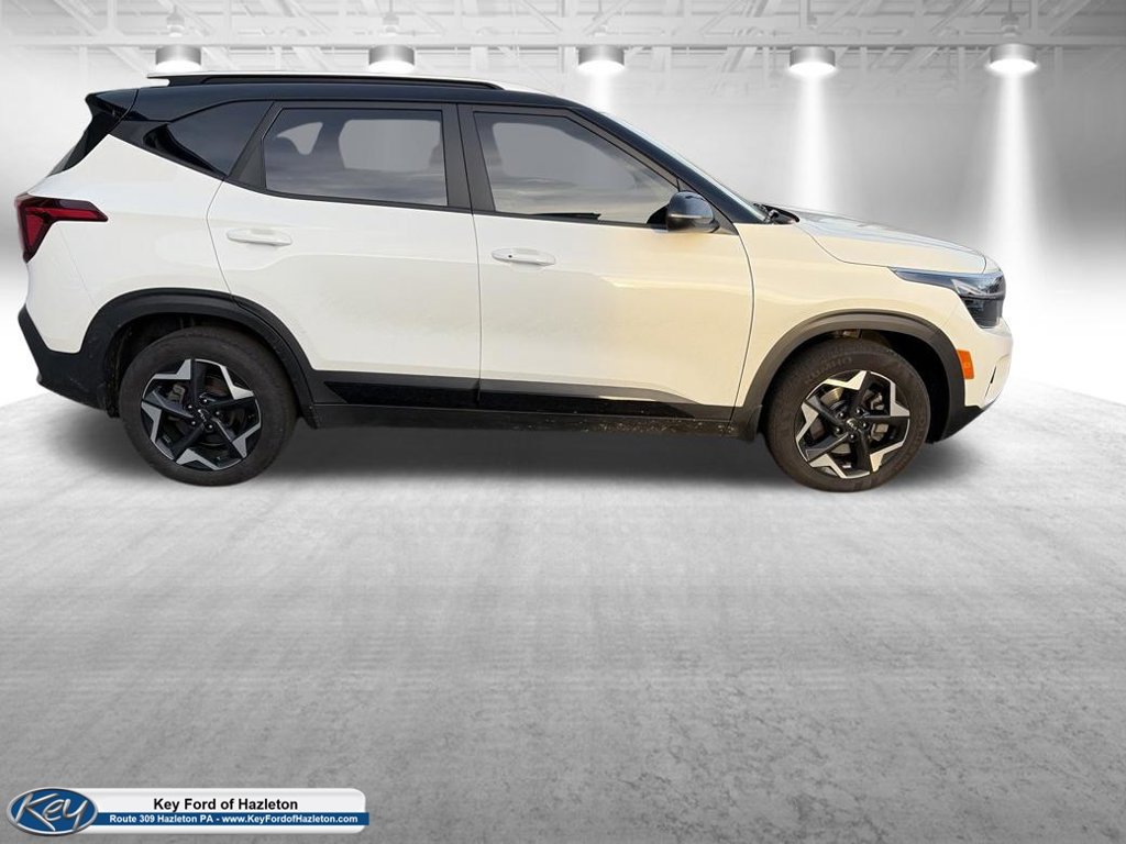 Used 2025 Kia Seltos S AWD/4WD image 15