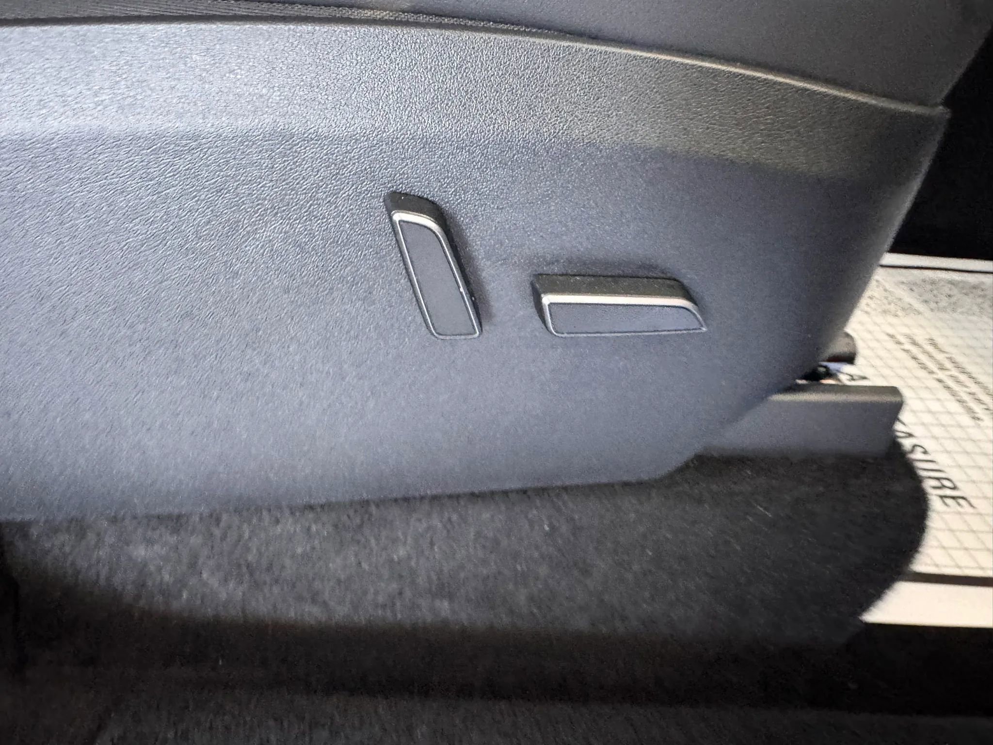 Used 2023 Tesla Model Y Long Range image 15