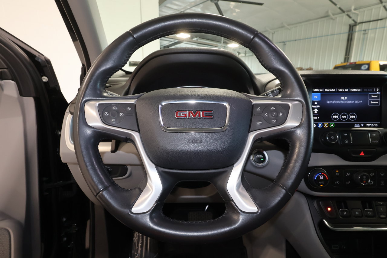 Used 2020 GMC Terrain SLE w/ Driver Convenience Package FWD image 10