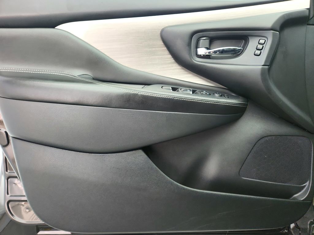 Used 2018 Nissan Murano Platinum AWD/4WD image 26