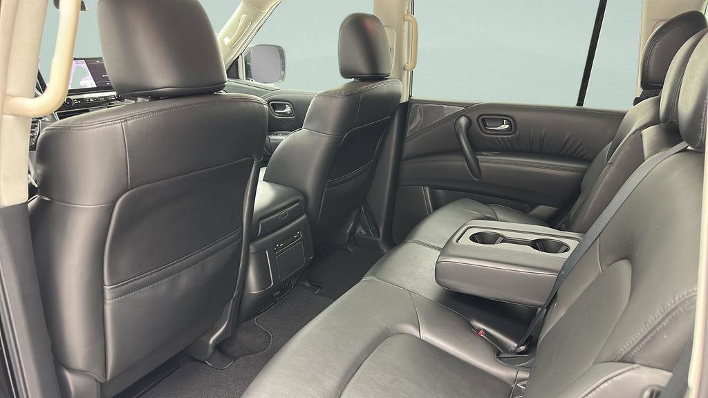 Used 2021 Nissan Armada SV AWD/4WD image 10