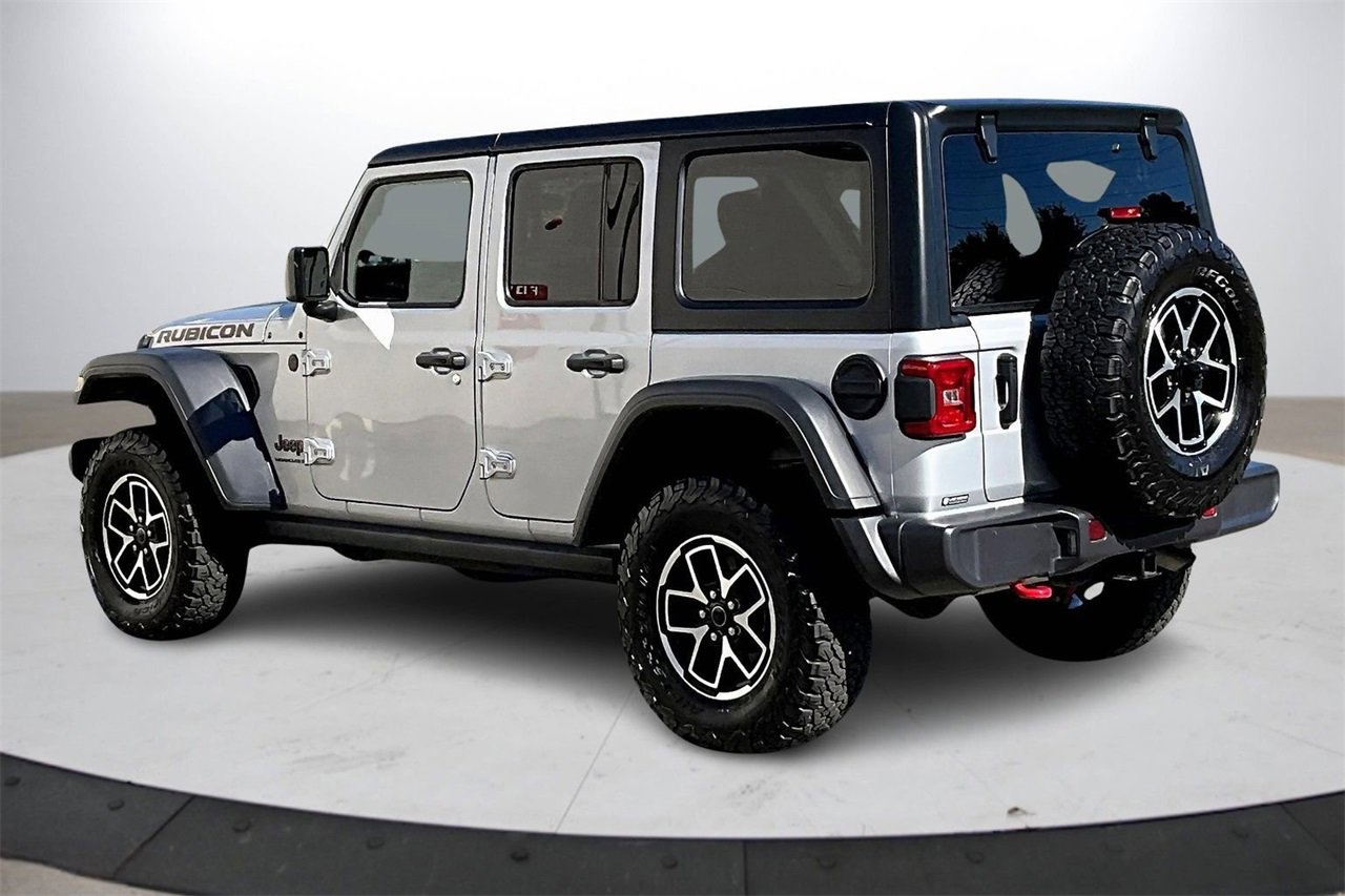 Used 2024 Jeep Wrangler Unlimited Rubicon image 6