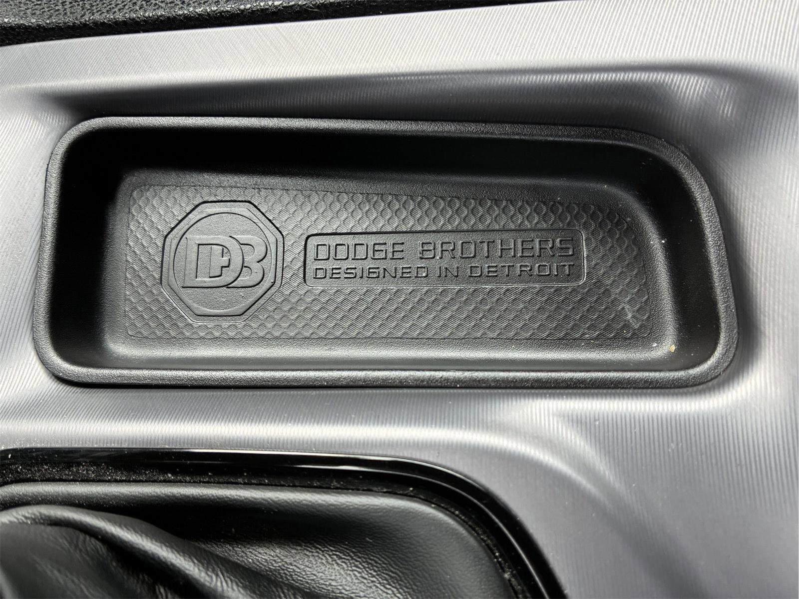 Used 2023 Dodge Charger SXT w/ Blacktop Package image 32