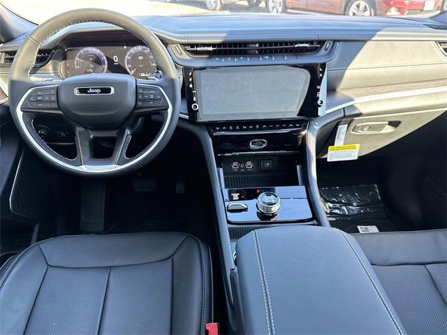 New 2026 Jeep Grand Cherokee Limited image 3