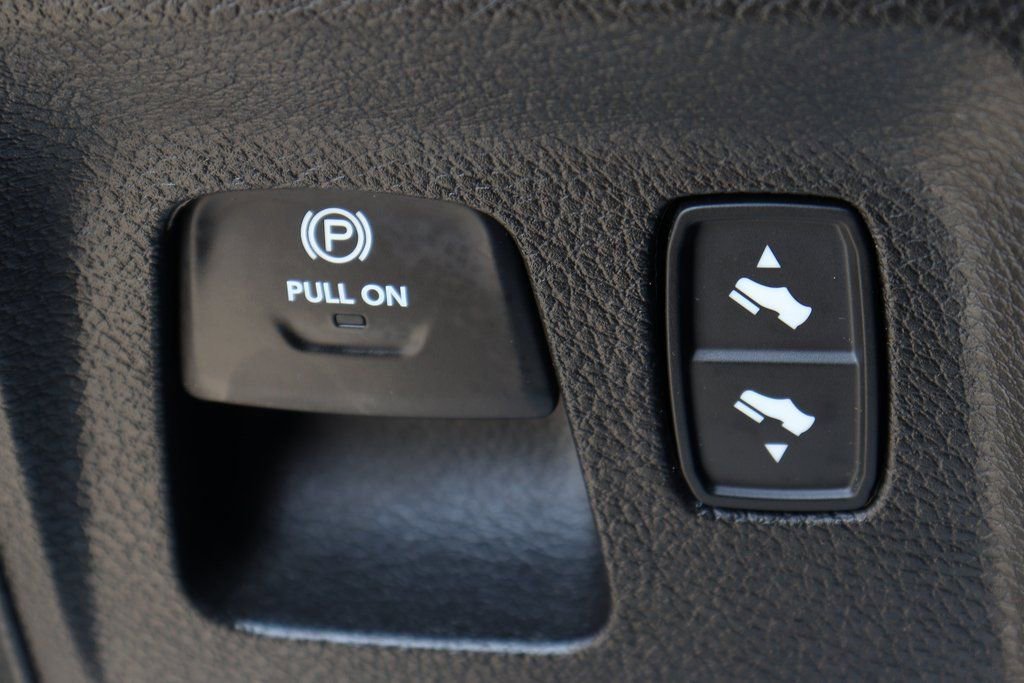 Used 2021 RAM 1500 Rebel w/ Rebel Level 1 Equipment Group AWD/4WD image 15