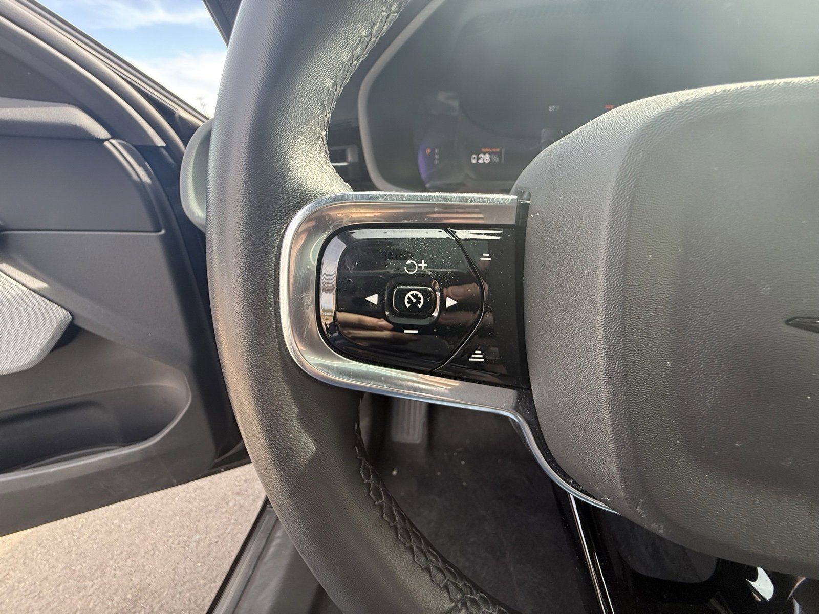 Used 2023 Polestar Polestar 2 w/ Pilot Pack image 19