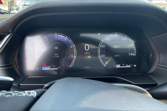 New 2025 Jeep Grand Cherokee Limited image 16