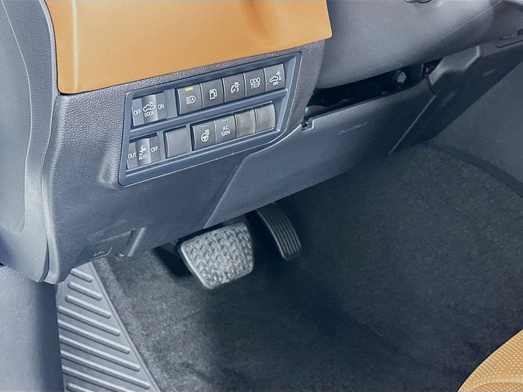 Certified 2026 Toyota Tundra 1794 Edition AWD/4WD image 10