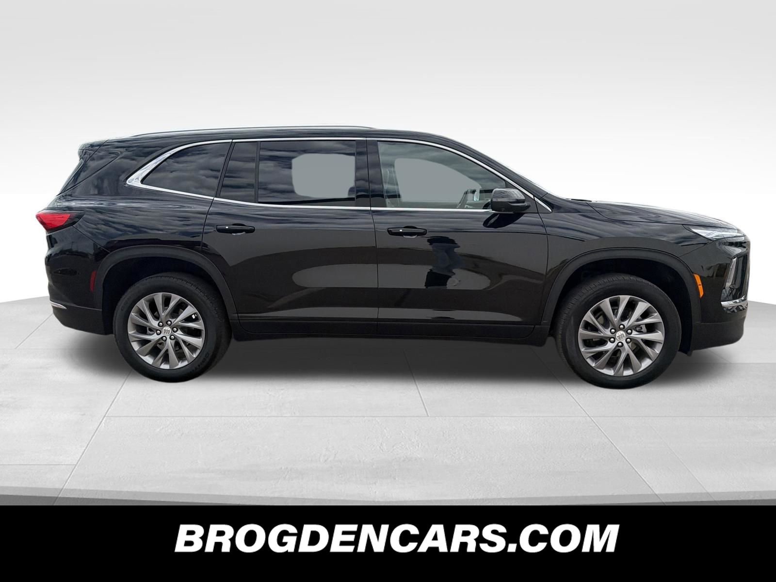 Used 2025 Buick Enclave Preferred video 2