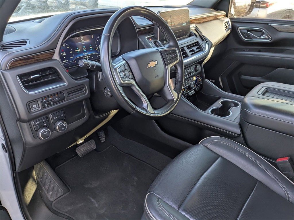 Used 2023 Chevrolet Suburban Premier image 20