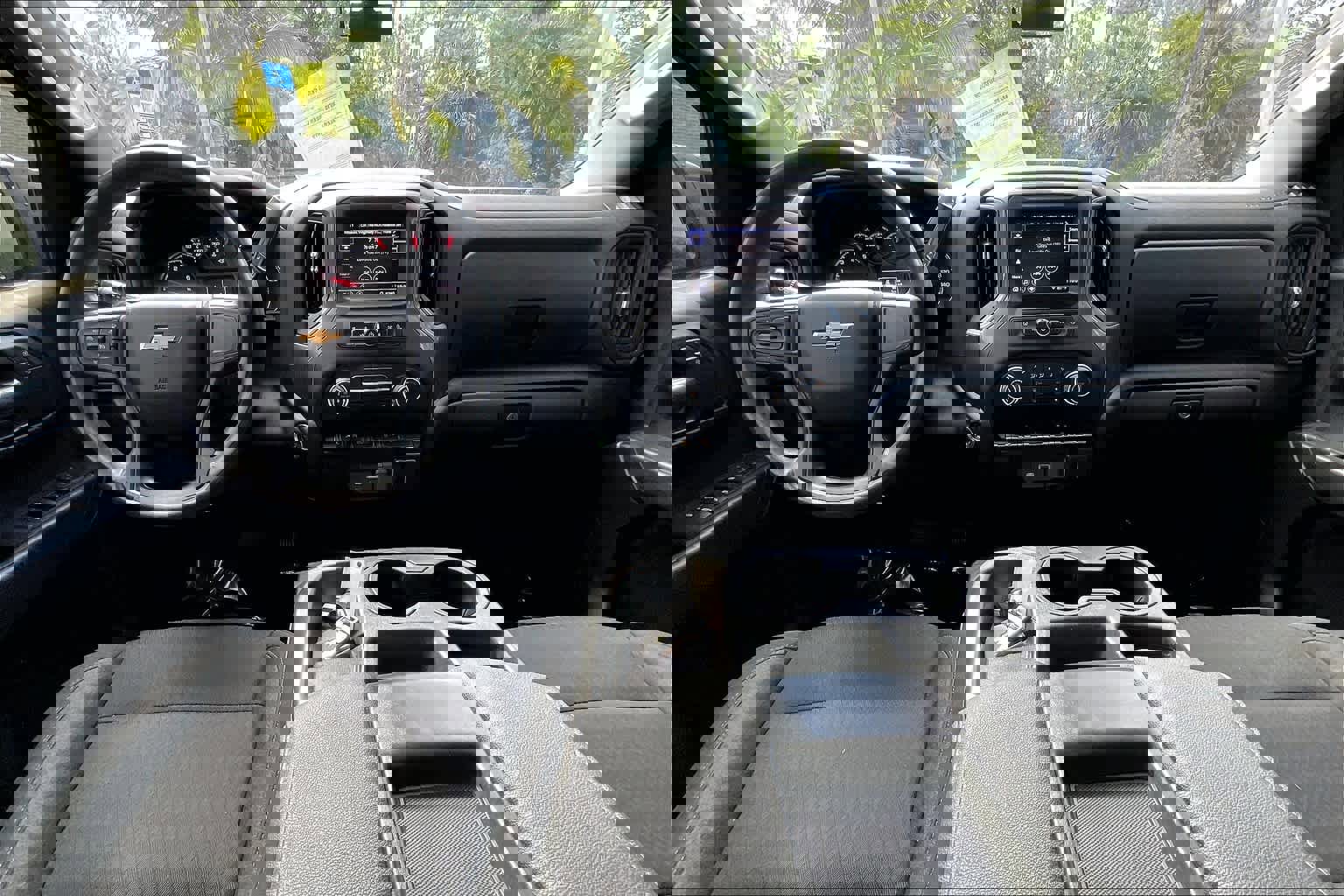 Used 2023 Chevrolet Silverado 1500 Custom image 15