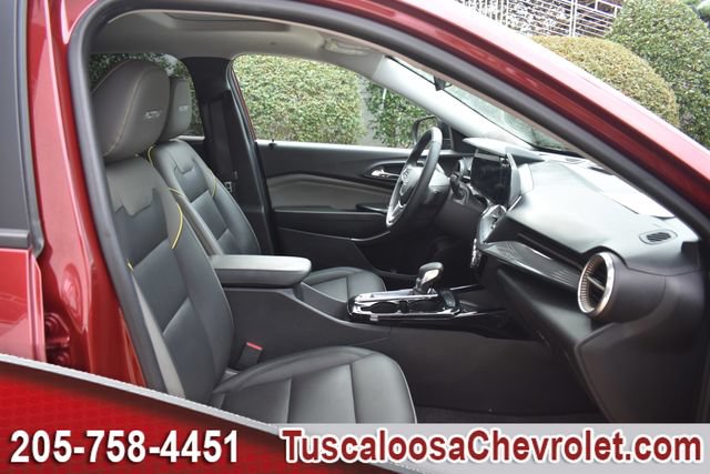 Used 2024 Chevrolet Trax ACTIV w/ Sunroof Package FWD image 25