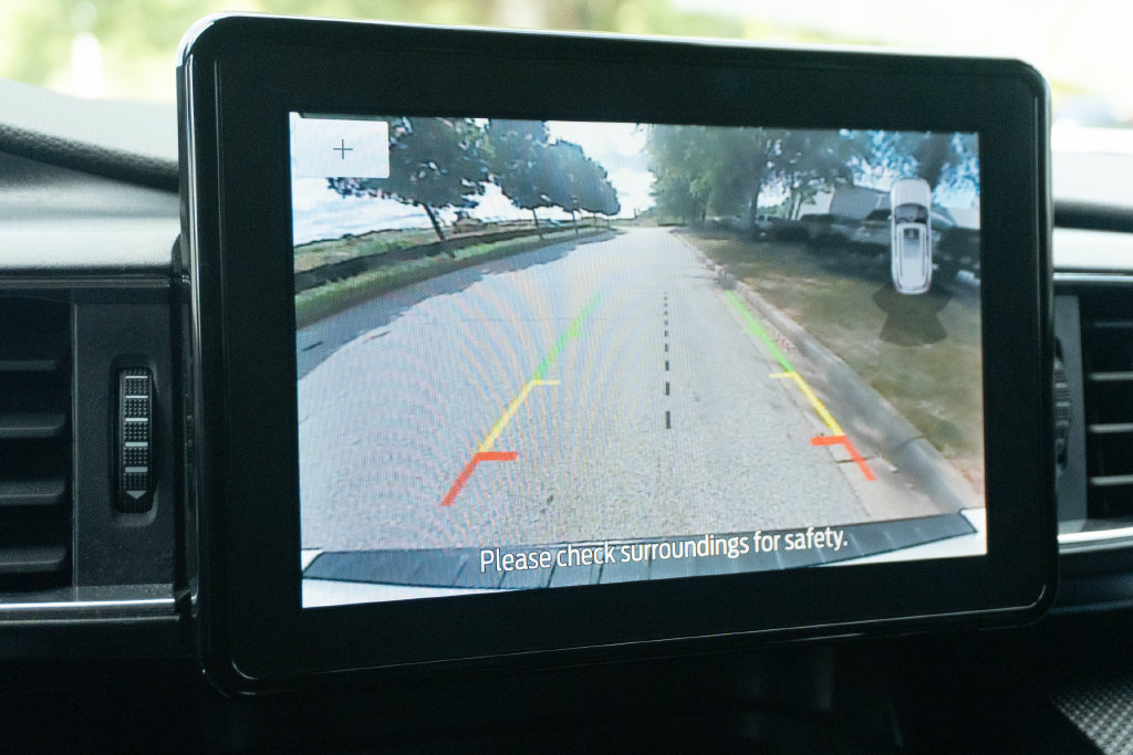 Used 2023 Ford Explorer ST RWD image 36