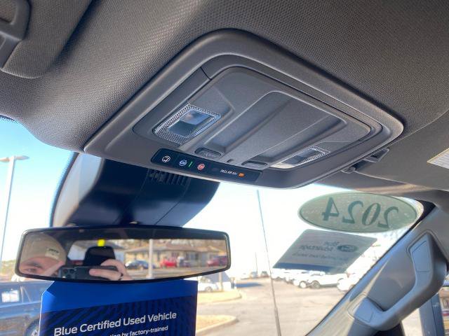 Used 2024 Chevrolet Silverado 2500 LT image 24