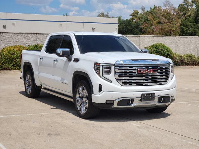 Used 2023 GMC Sierra 1500 Denali AWD/4WD image 3