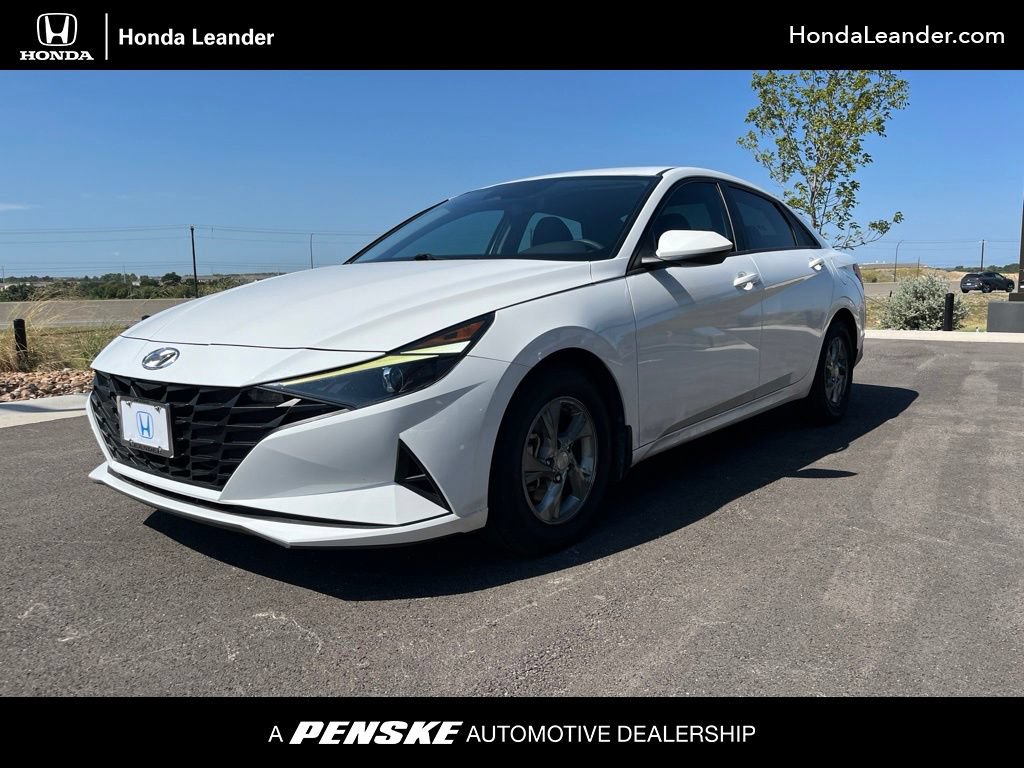Used 2023 Hyundai Elantra SE
