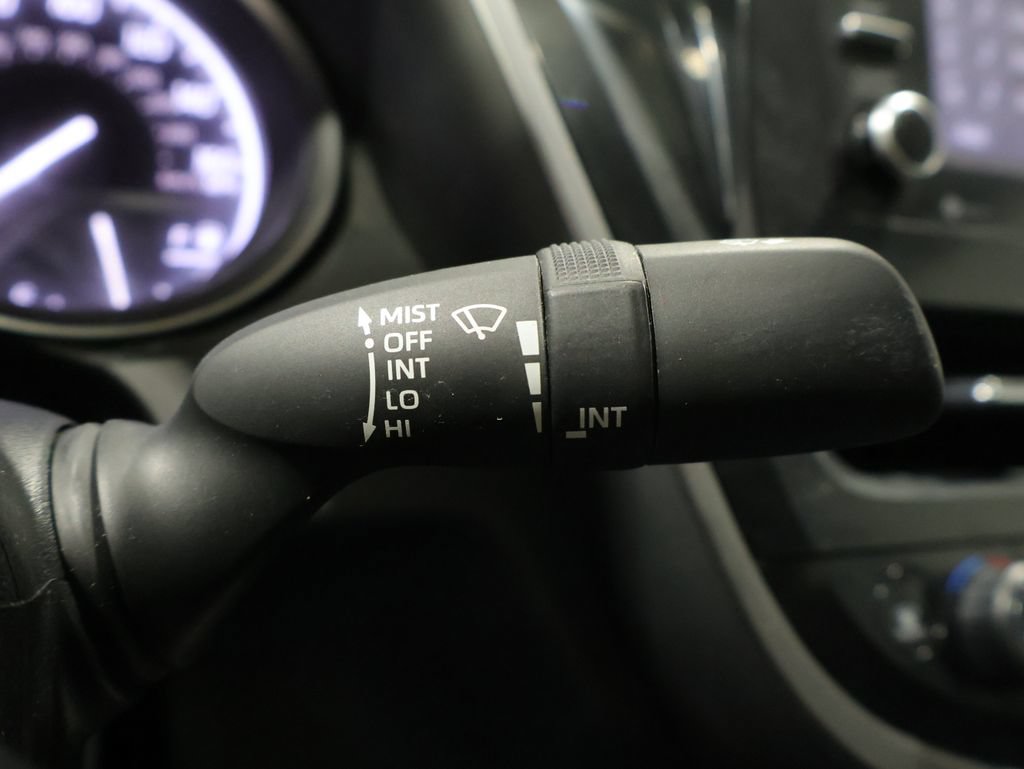 Used 2022 Toyota Camry SE AWD/4WD image 36