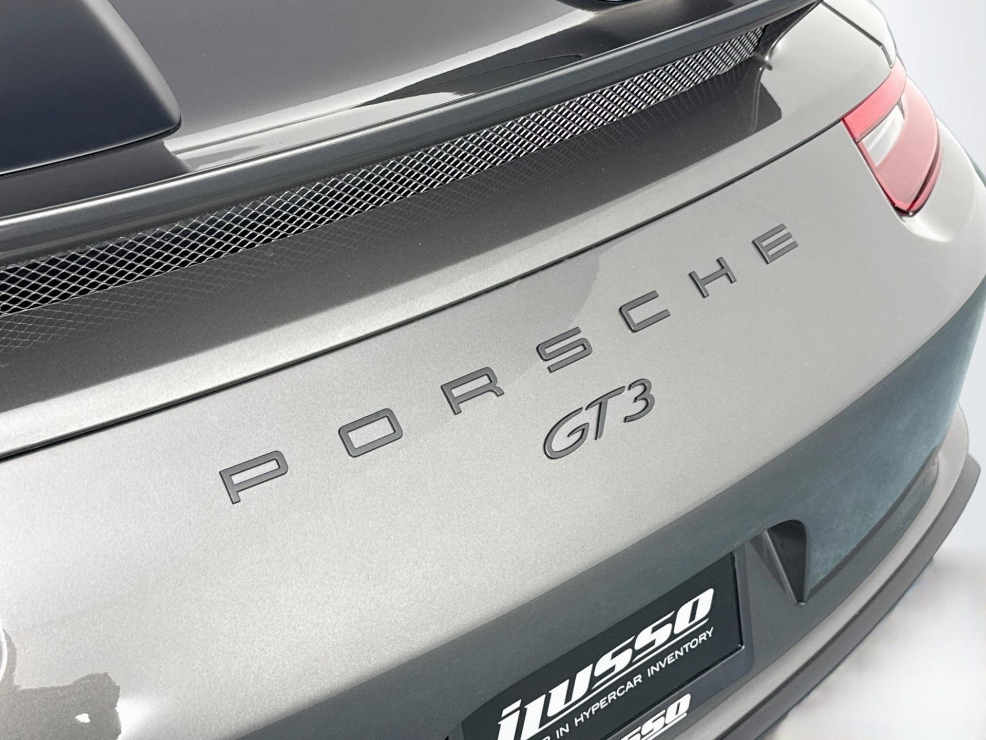 Used 2019 Porsche 911 GT3 RWD image 45
