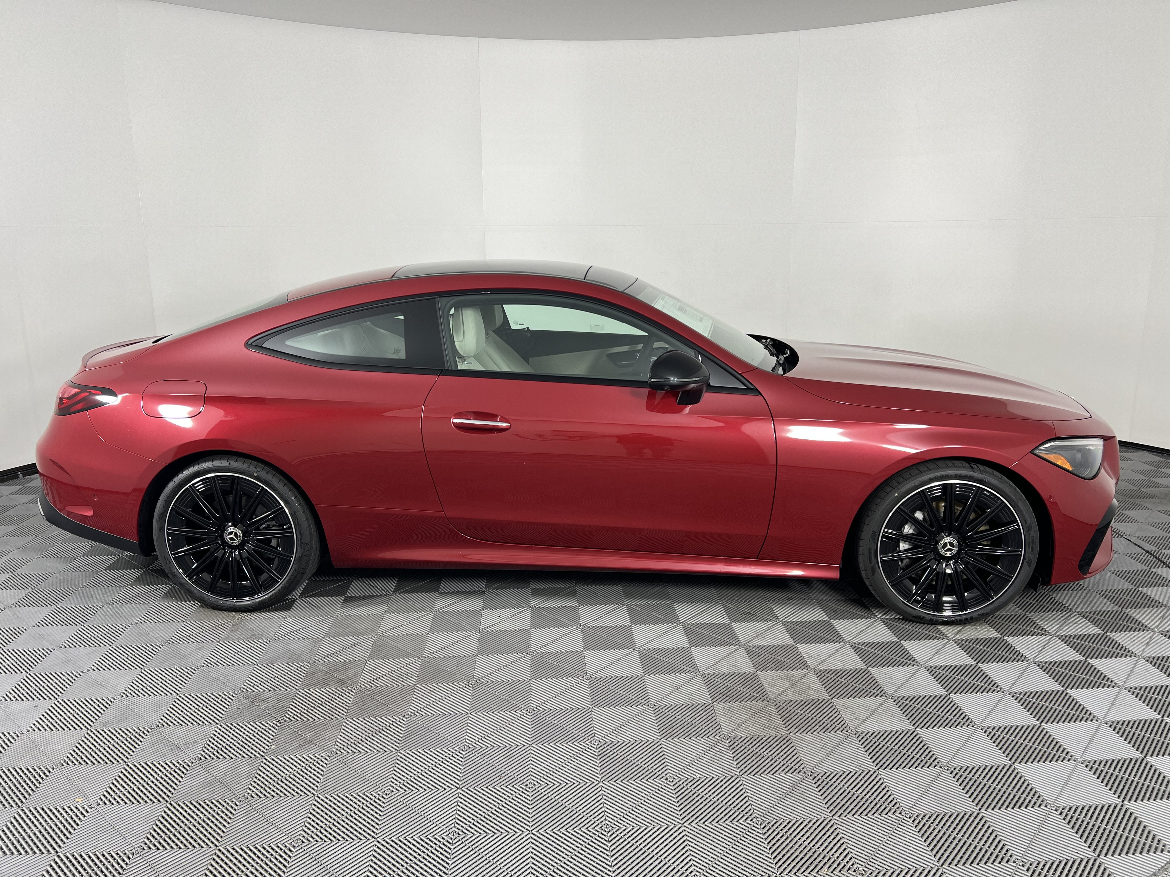 New 2026 Mercedes-Benz CLE 450 4MATIC Coupe image 14