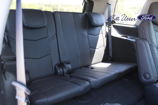 Used 2019 Cadillac Escalade Premium Luxury AWD/4WD image 14