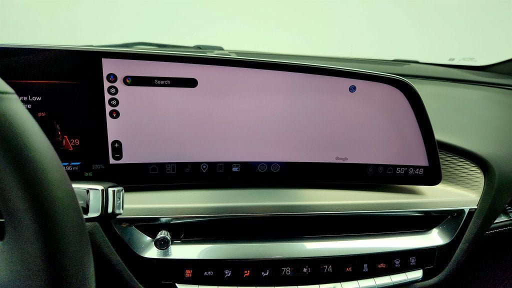 Used 2024 Cadillac Lyriq Luxury RWD image 17