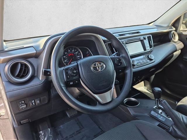 Used 2014 Toyota RAV4 XLE FWD image 10