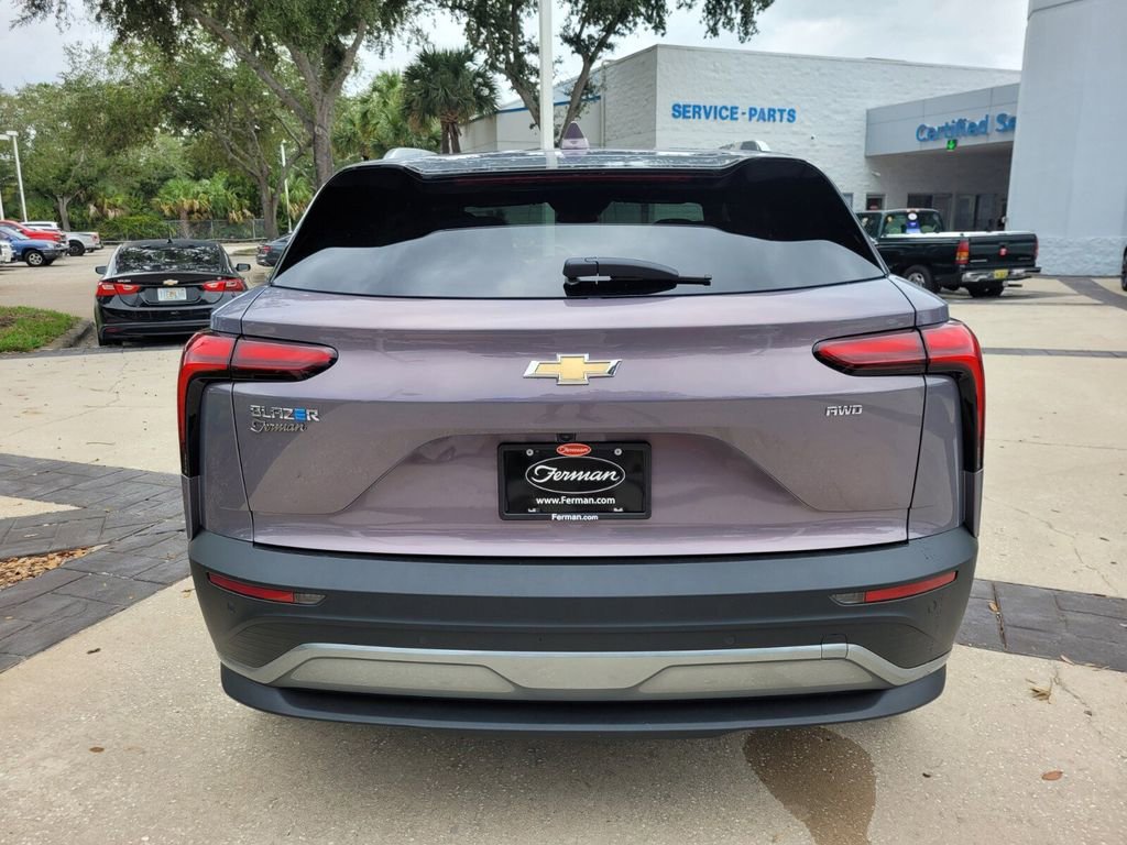 New 2024 Chevrolet Blazer EV LT AWD/4WD image 7