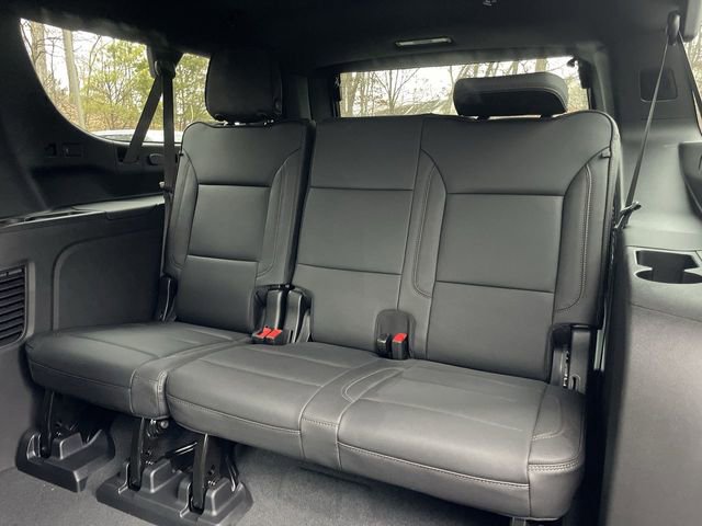 New 2026 Chevrolet Suburban High Country image 24