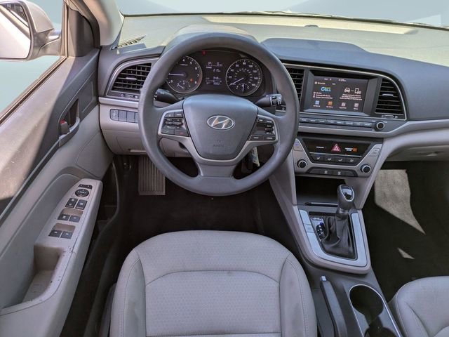Used 2017 Hyundai Elantra SE image 17