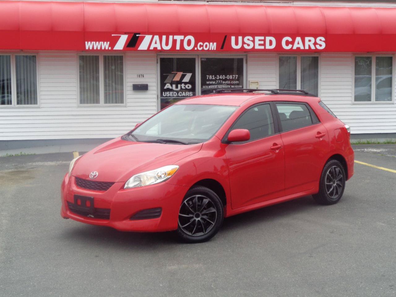 Used 2009 Toyota Matrix FWD image 1