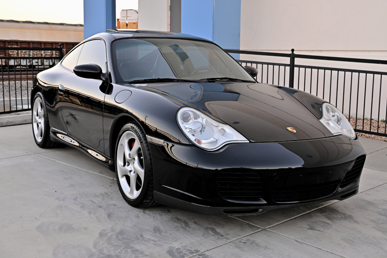 Used 2004 Porsche 911 Carrera 4S image 12