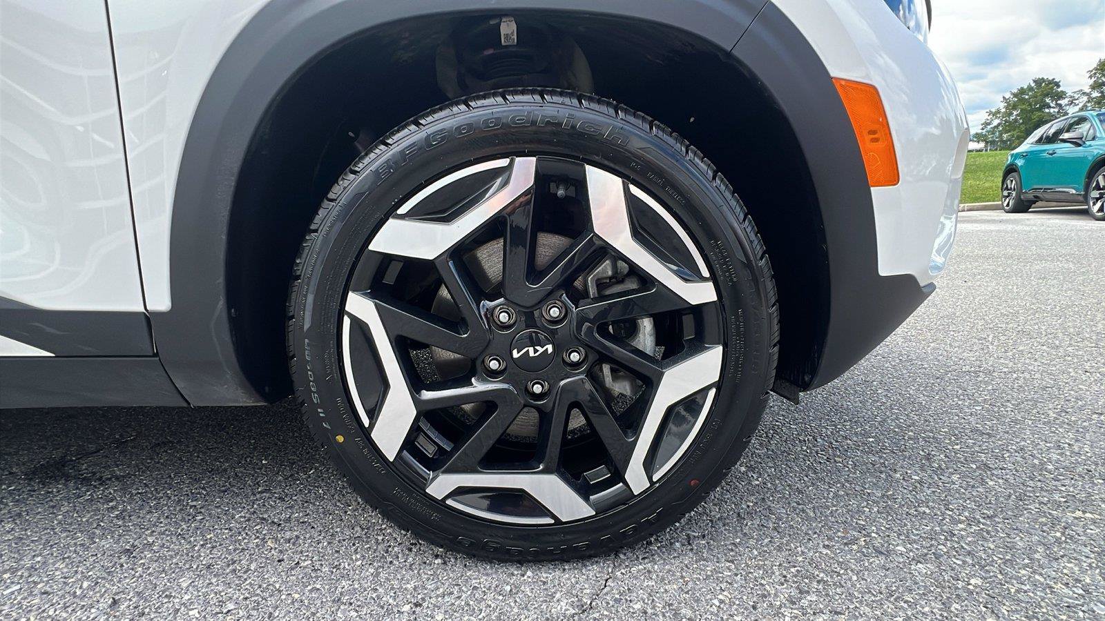Used 2024 Kia Seltos SX AWD/4WD image 11
