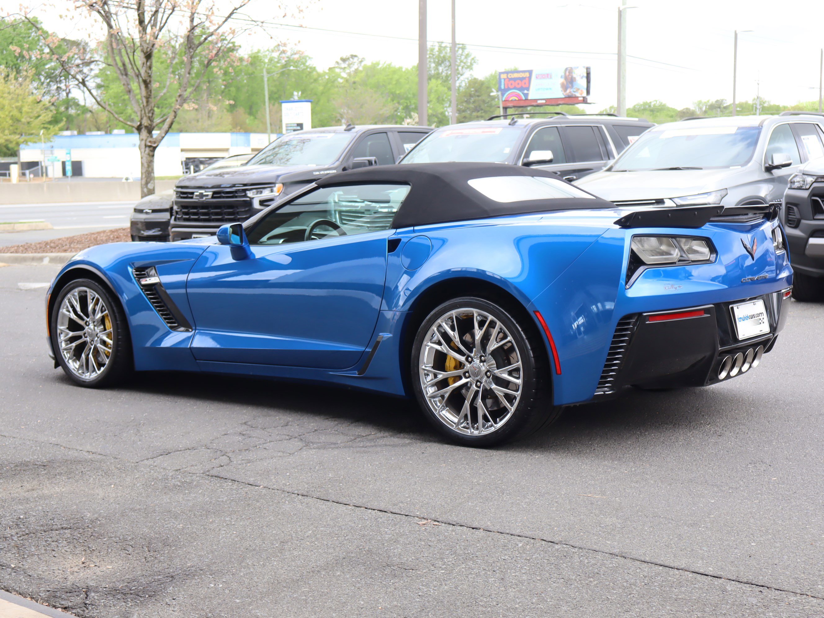 Used 2015 Chevrolet Corvette Z06 w/ Battery Protection Package image 8
