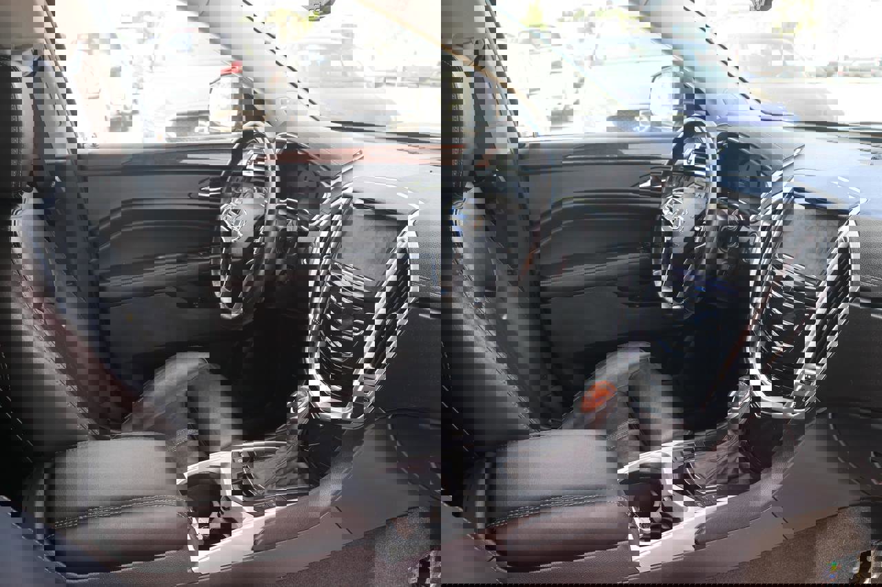 Used 2014 Cadillac SRX Performance w/ Driver Awareness Package image 17