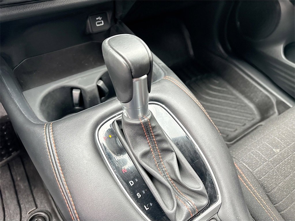 Used 2025 Honda HR-V Sport image 16